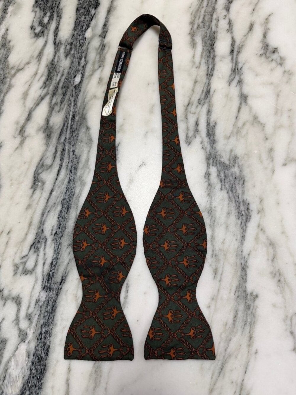 Authentic HERMÈS Paris Silk Self-Tie Bow Tie